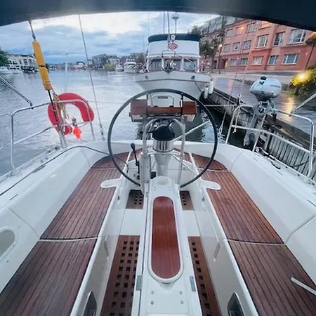 Sailboat 39ft Sleep 6 In Heart Of Centre In * Fredrikstad