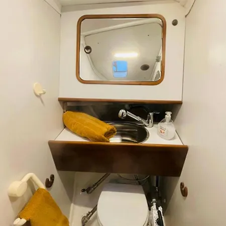 Sailboat 39ft Sleep 6 In Heart Of Centre In Σπίτι διακοπών *