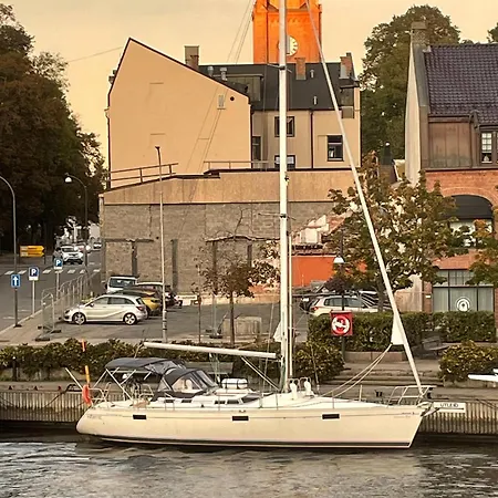 Semesterbostad Sailboat 39ft Sleep 6 In Heart Of Centre In *