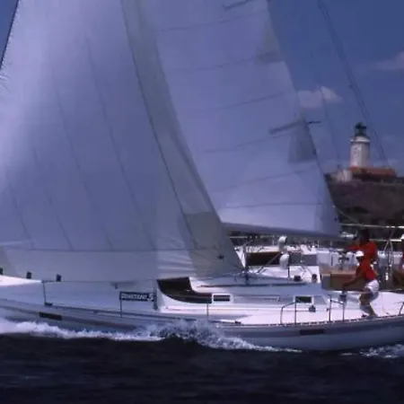 Sailboat 39ft Sleep 6 In Heart Of Centre In * Fredrikstad