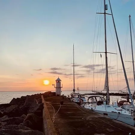 Semesterbostad Sailboat 39ft Sleep 6 In Heart Of Centre In *
